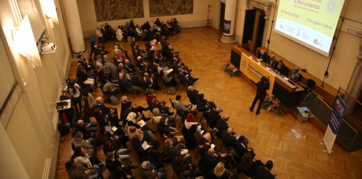 Notevole successo della tavola rotonda “Spiritualità e Nonviolenza” a Udine